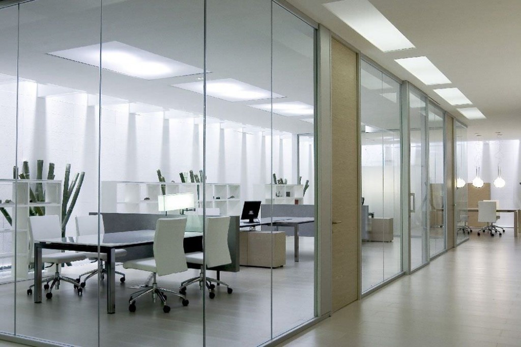 frameless-glass-partitions-office fit-out and refurbishment